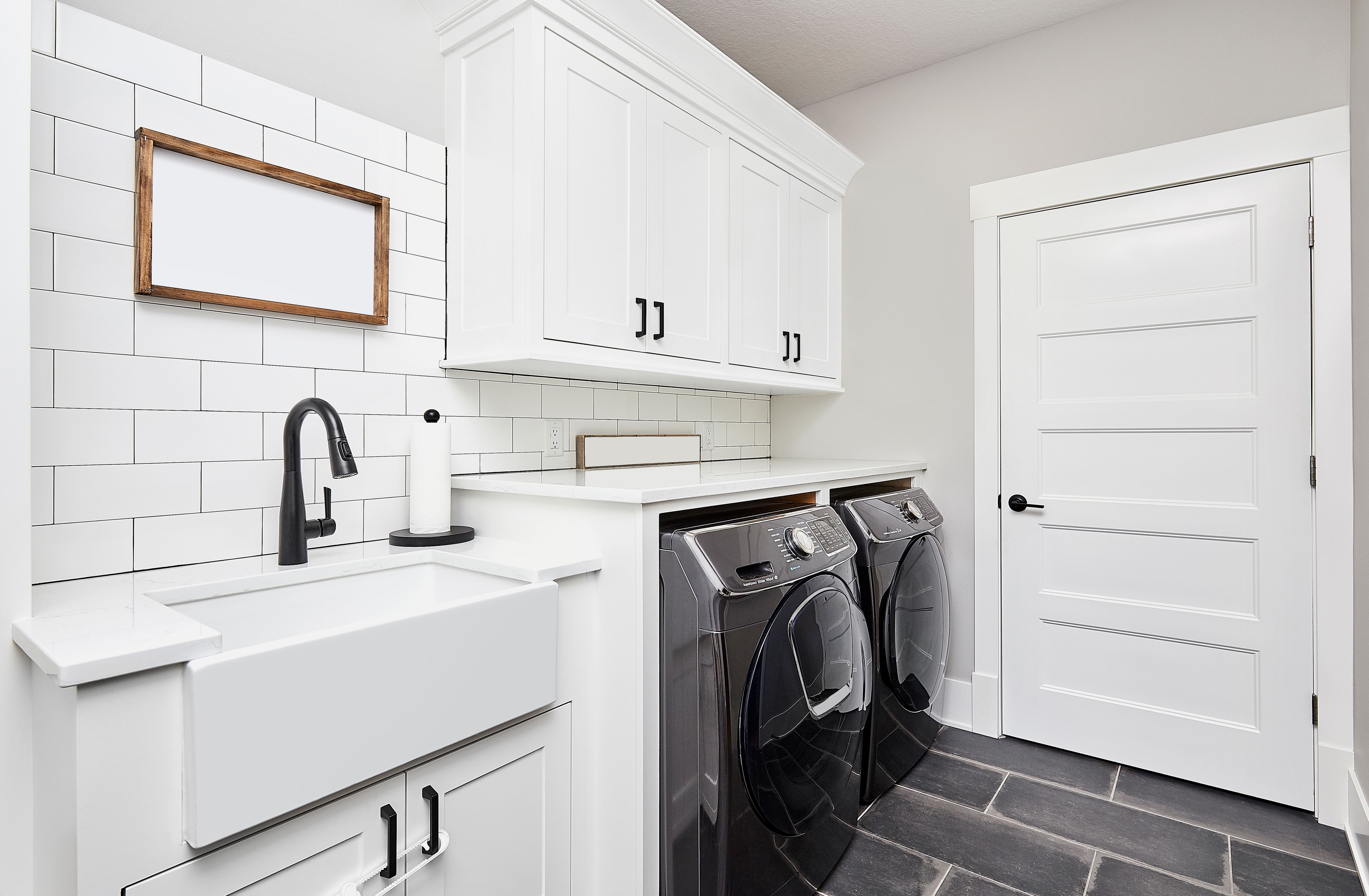 Bathrooms Cabinets