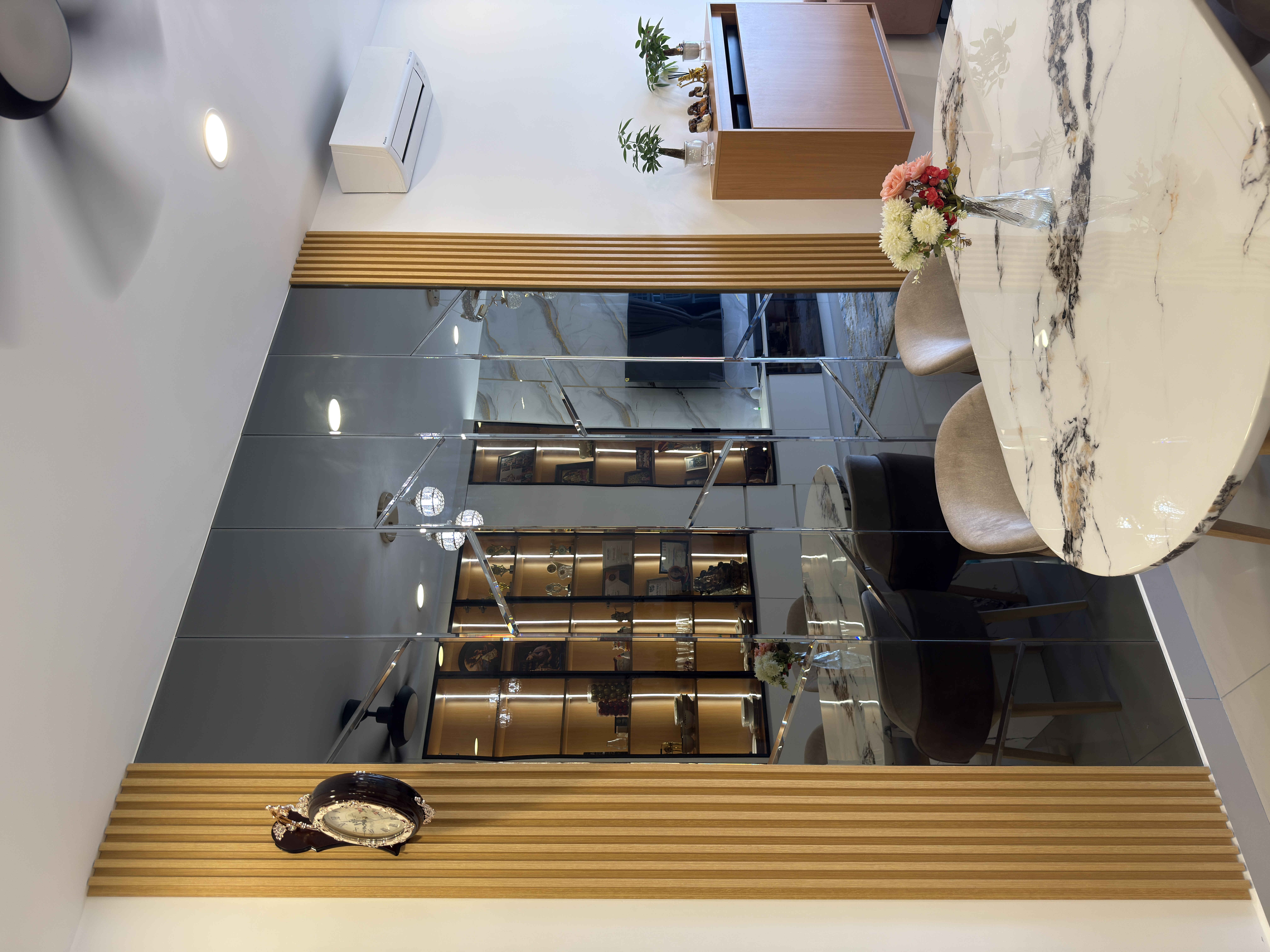 Mirrored Cabinet Wall