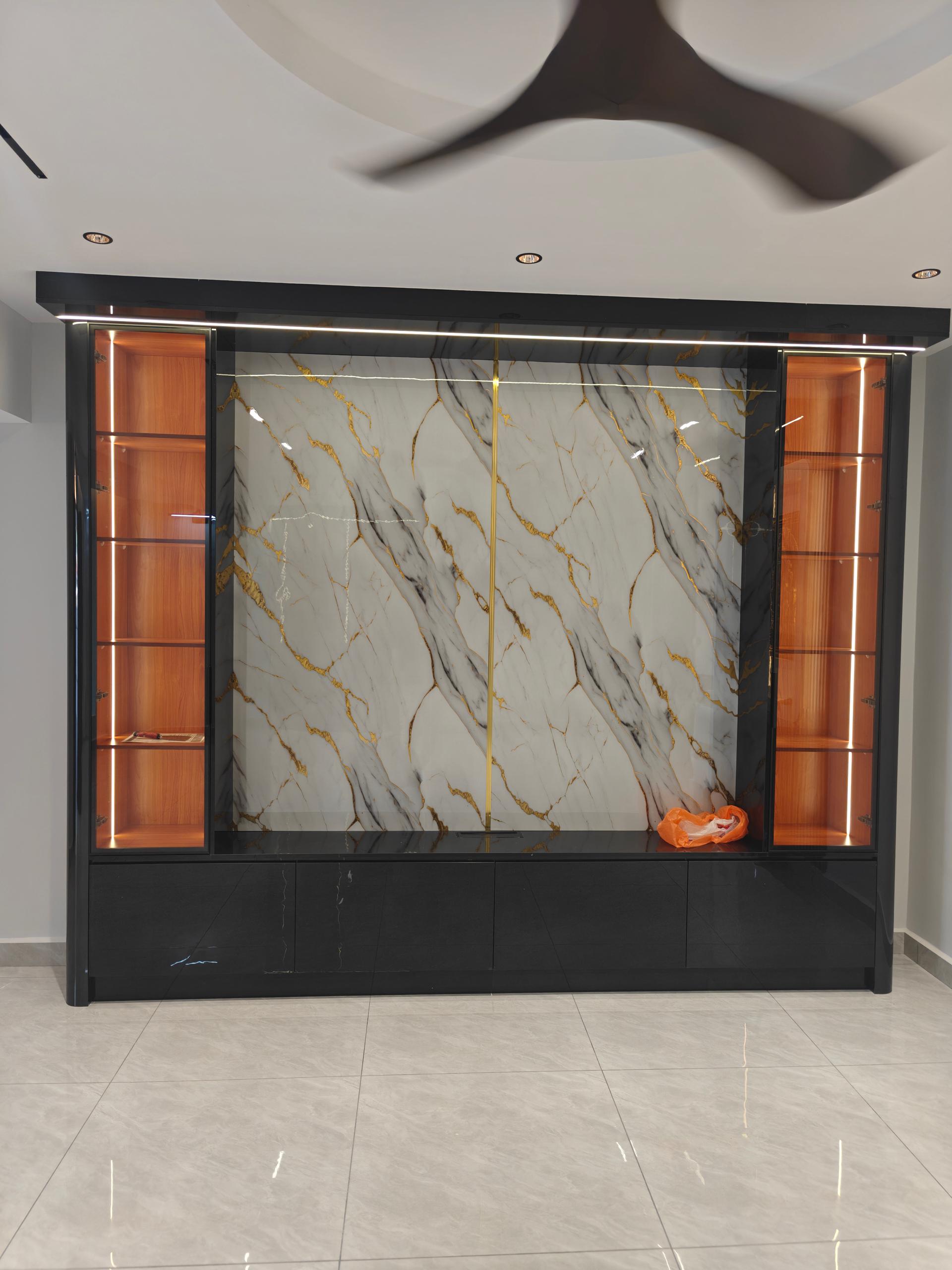 Gold-Veined Feature Wall