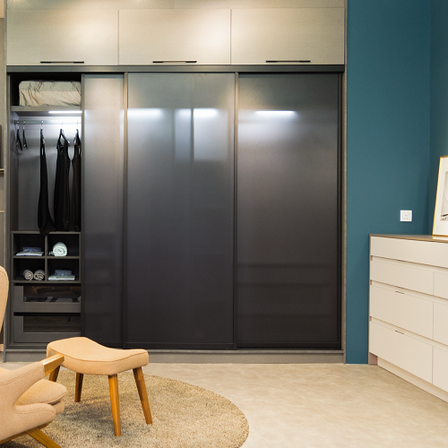 Space-Saving Sliding Door