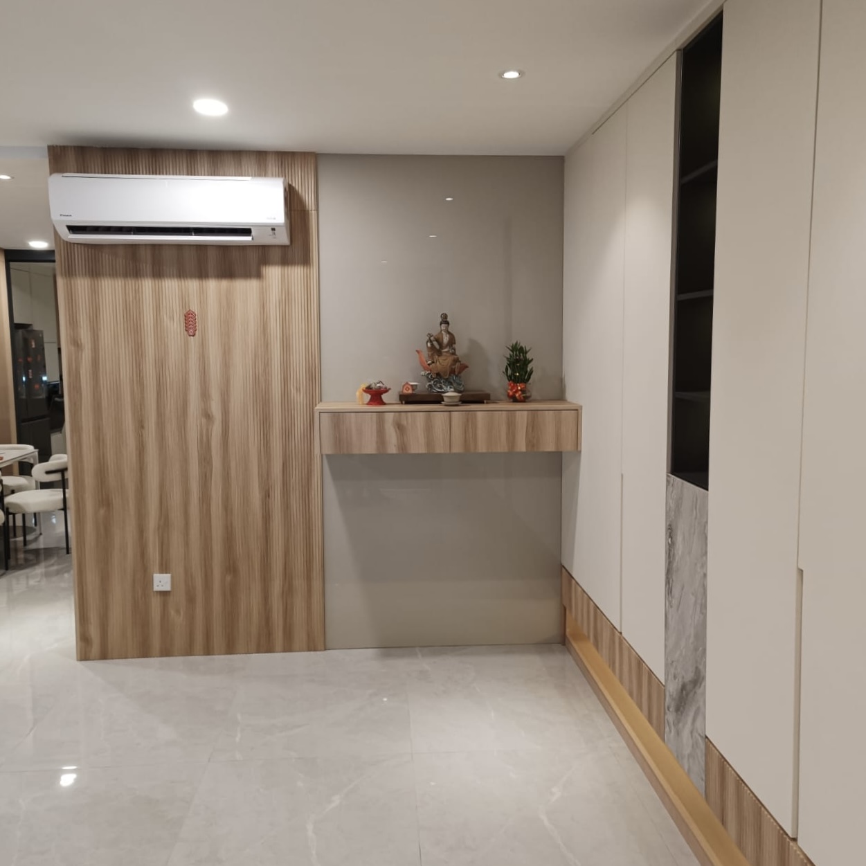Others - Living Room & Cabinets thumbnail 11