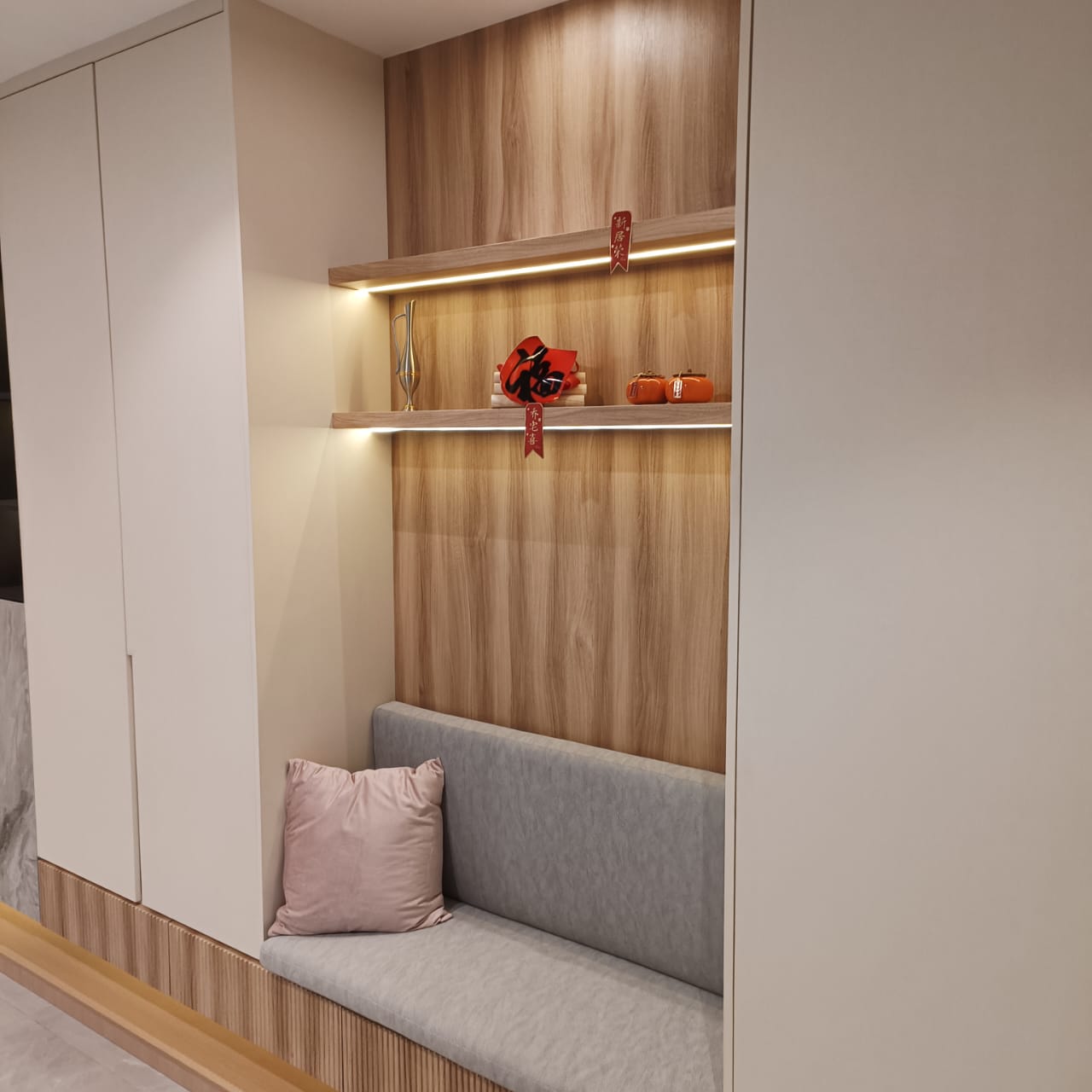 Others - Living Room & Cabinets thumbnail 15