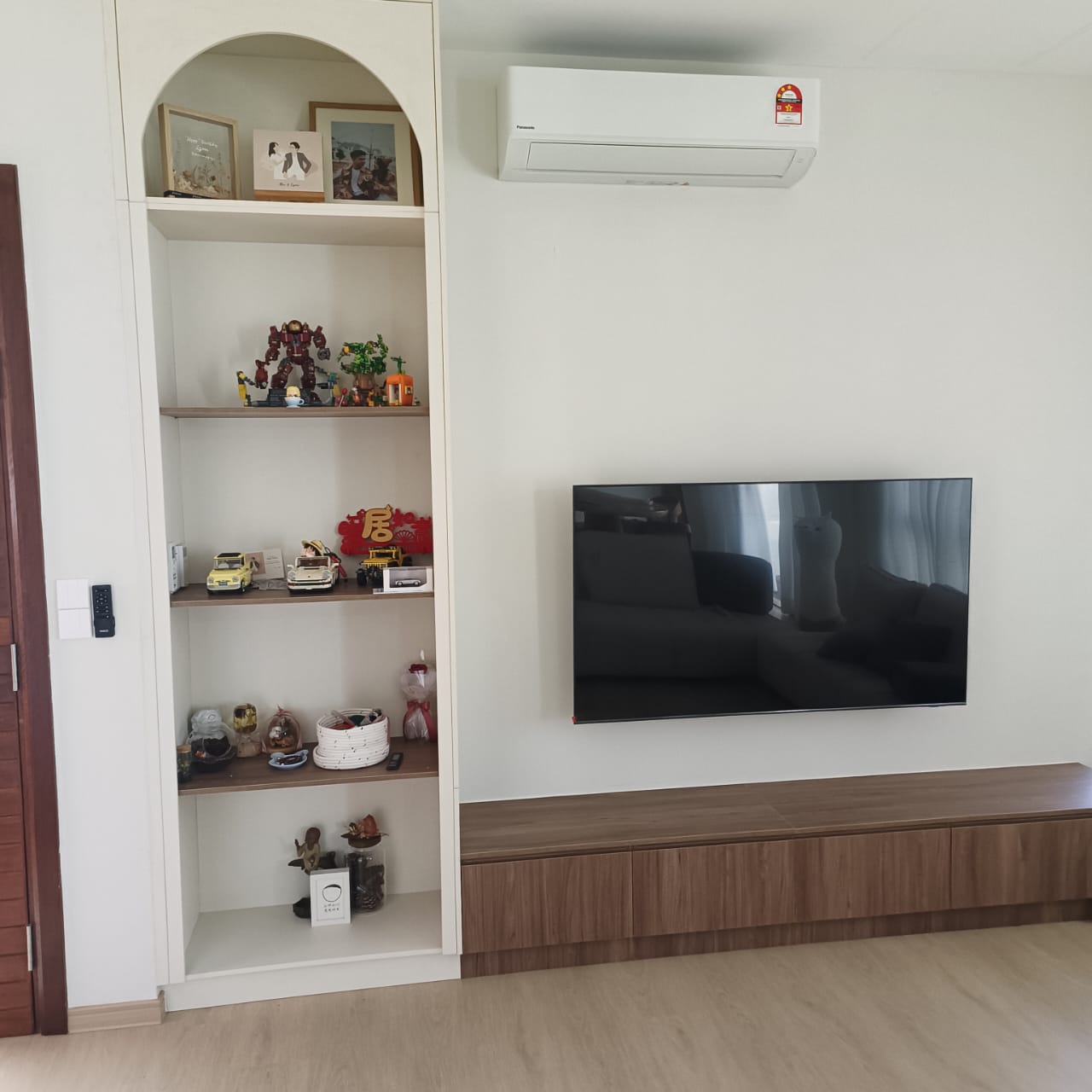Others - Living Room & Cabinets thumbnail 21